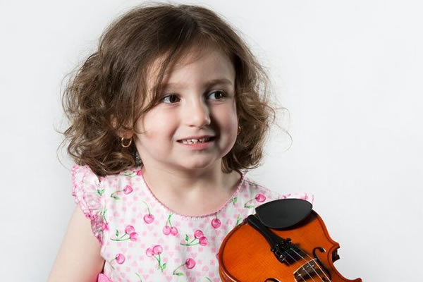 Violin lessons for young children